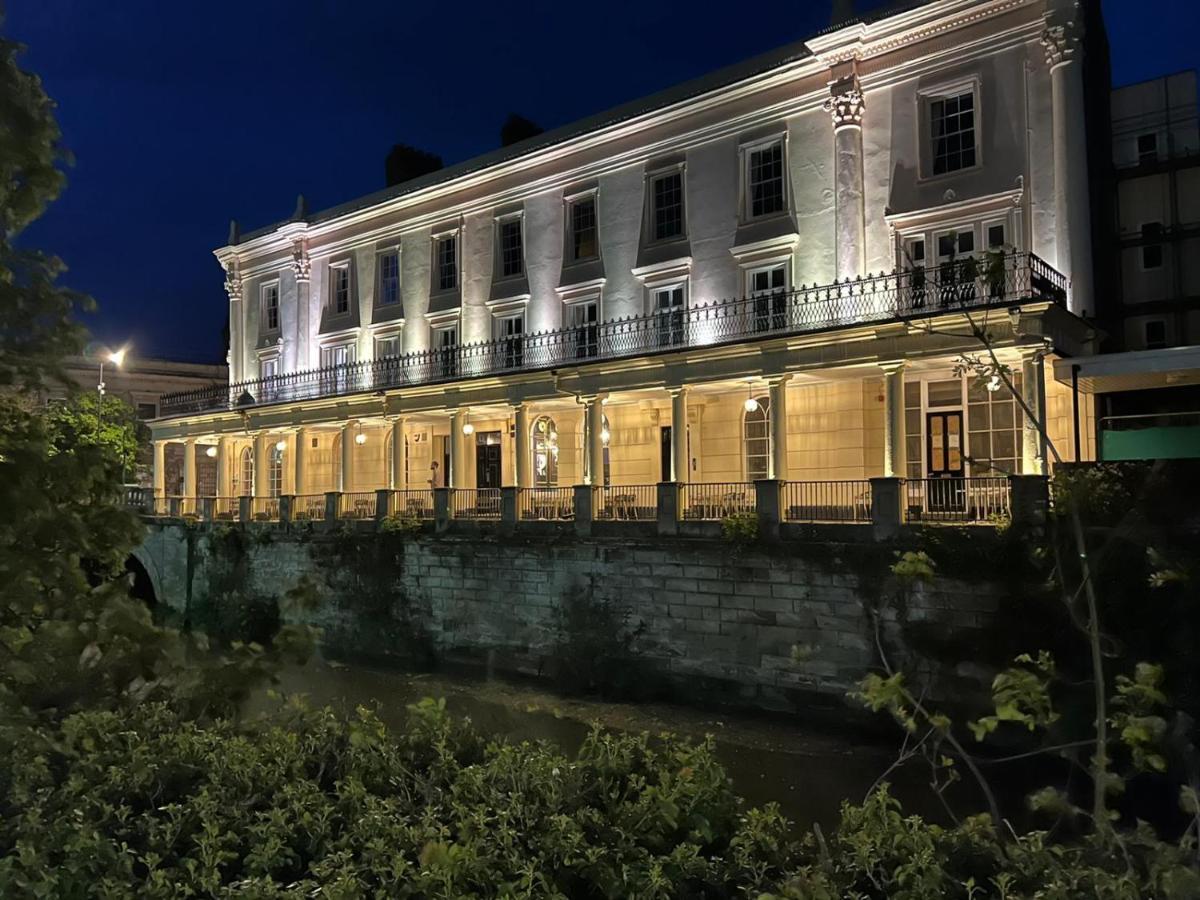 Victoria Colonnade Aparthotel Leamington Spa Eksteriør billede